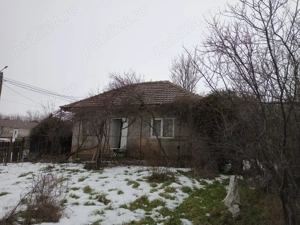 Vând casă la țară