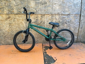 bicicleta bmx mongoose rori 20"