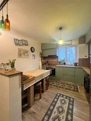 2 camere - Piata Etaj 1