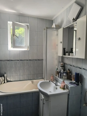 vand apartament cu 2 camere - imagine 5