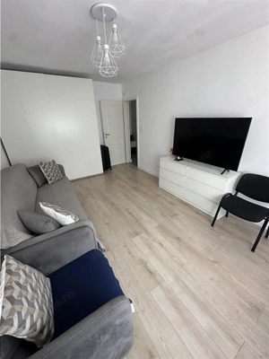 Etaj 1 bloc izolat Aradului tot nou