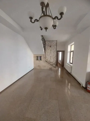 Tomis II, imobil 7camere, ideal sediu firmă / activități de birouri - imagine 4