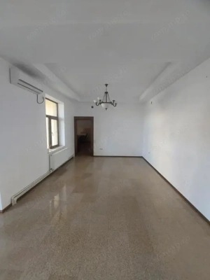 Tomis II, imobil 7camere, ideal sediu firmă / activități de birouri - imagine 3