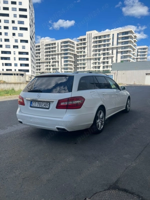 Vind Mercedes E 220 CDI Manual - imagine 5