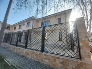 Tomis II, imobil 7camere, ideal sediu firmă / activități de birouri