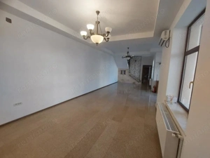 Tomis II, imobil 7camere, ideal sediu firmă / activități de birouri - imagine 12