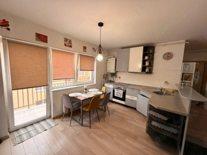 COMISION 0 Apartament 3 camere semidecomandat zona Eroilor - imagine 5