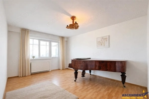 Film! Apartament cu 3 camere, decomandat, Ciucului, Sfantu Gheorghe