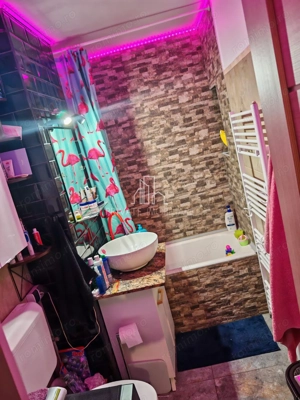 Apartament 2 Camere, De Vanzare, Hol Patrat ,Dambu Pietros - imagine 10