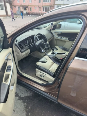 Volvo XC60  - imagine 2