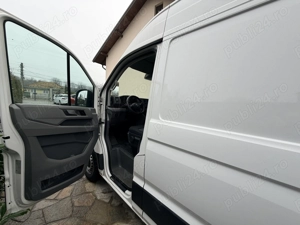 VW Crafter 2020 2.0 TDI unic proprietar 130000 km - imagine 5