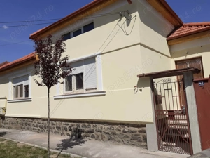 executam lucrare interior exterior 