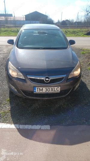 Opel Astra J,an 2010,1,7 diesel,modelul sport - imagine 4