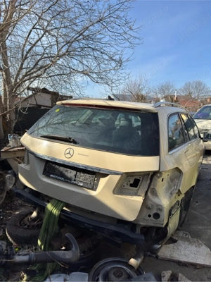 Dezmembrez Mercedes E Klasse 