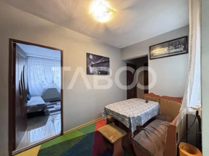 De vanzare apartament 3 camere decomandate parter inalt peste garaje - imagine 6