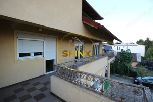 Vila impunatoare cu iesire la lac, Peris  - imagine 19