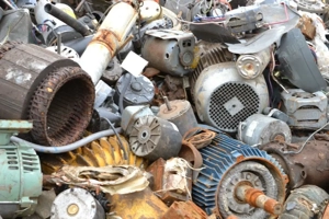 colectez fier vechi, acumulatoare, bucati de orice dimensiune volum de la 10k