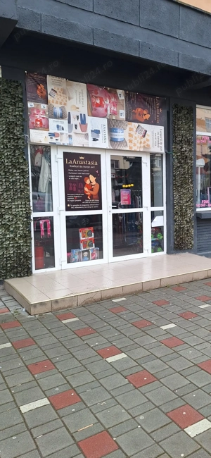 Închiriez spațiu comercial Mioveni 