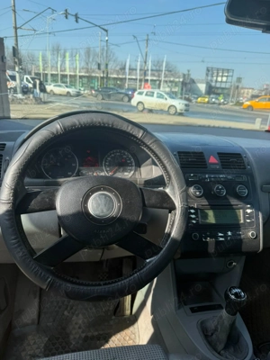 Vand VW Turan 2004 pret negociabil - imagine 5