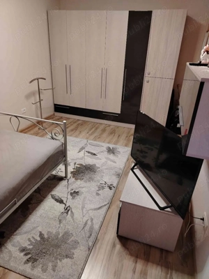 Proprietar vînd ap 3 cam decomandat bloc nou 2017 cu terasă acoperită de18m2 ap 60 m2 utili în zona  - imagine 3