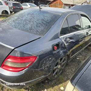 Dezmembrez Mercedes-Benz w 204 C 220 CDI euro 5 - imagine 5
