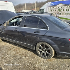 Dezmembrez Mercedes-Benz w 204 C 220 CDI euro 5 - imagine 4