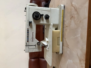 Mașina de Cusut Românească 