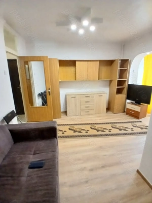  garsoniera in zona Barca ,Dumbrava Noua - imagine 8