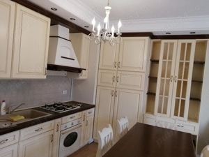 Apartament de lux pentru oameni de afaceri, amenajat și mobilat, 2 camerecu loc de parcare Piața 700 - imagine 7