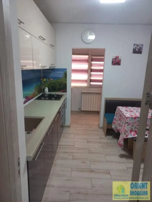 Km 5, decomandat, 2 camere, etaj 3, mobilat, gaze, vanzari Constanta - imagine 6