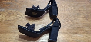 vând sandalele damă 35