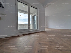 Casa in triplex- Calea Urseni -aproape de drumul principal -100 mp - 5 camere - 155.000 euro - imagine 4