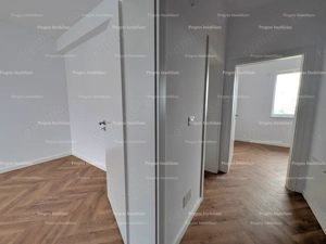 Casa in triplex- Calea Urseni -aproape de drumul principal -100 mp - 5 camere - 155.000 euro - imagine 11