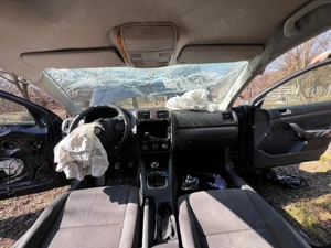 Dezmembrez Volkswagen Jetta 1.9TDI (2buc) - Vand pe Piese - - imagine 2