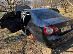 Dezmembrez Volkswagen Jetta 1.9TDI (2buc) - Vand pe Piese - - imagine 5