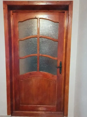 De vanzare usi de interior-exterior