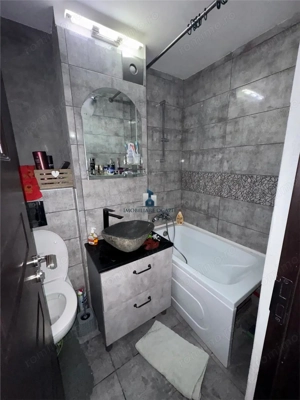 Apartament 4 camere Semidecomandat Berceni - imagine 3