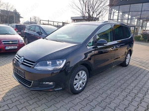 Volkswagen Sharan 7 locuri - imagine 2