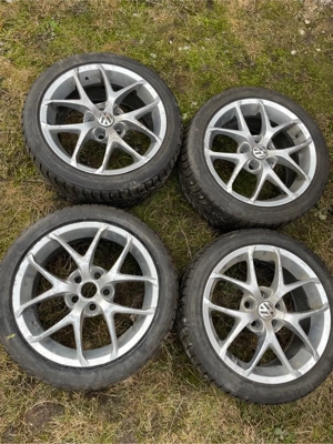 Jenti aliaj de 17" VW sau Audi