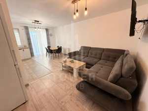 Apartament 3 camere | zona City Residence - imagine 2