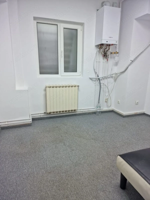 Zona Universitate Batistei mezanin 79 mp plus balcon 17 mp  pt birouri - imagine 3