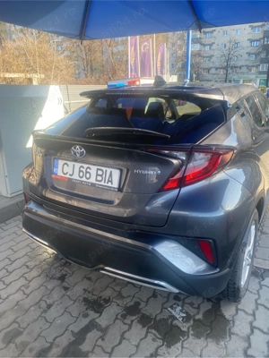 Vand Toyota CHR din 2020 motor de 2 L  - imagine 3