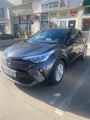 Vand Toyota CHR din 2020 motor de 2 L 