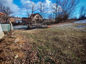 Teren intravilan de vânzare - imagine 3