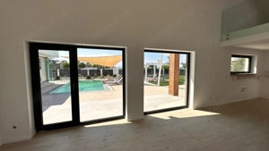 Casă cu piscină, 320 mp, teren 1.120 mp,  aproape Mall Electroputere - imagine 13