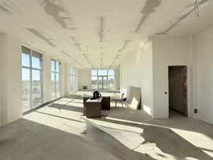 Spatiu comercial la artera, situat in Mosnita Noua | Comision 0%  - imagine 7