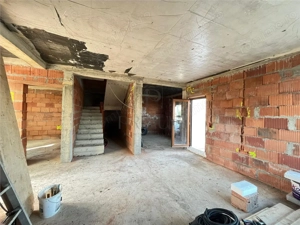 Sacalaz - Zona excelenta - Duplex spatios - 5 camere - P+1 - Locuri de parcare in curte - Dormitor m - imagine 11