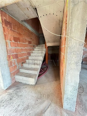 Sacalaz - Zona excelenta - Duplex spatios - 5 camere - P+1 - Locuri de parcare in curte - Dormitor m - imagine 16