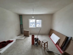 Doamna  Ghica. vav Parc Raul Colentina