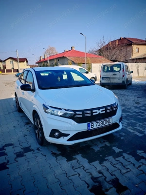 Logan xx 2025 Benzina +Gpl.4500 kilometri 